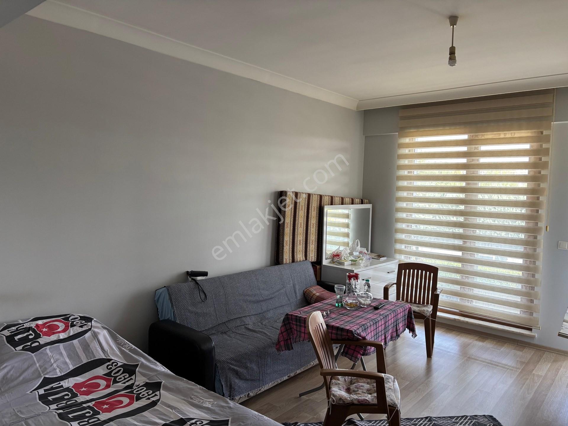 Meram Tıp Yakınında Huzur Kent Sitesinde Arakat1+0 Satılık Daire — fotoğraf 21