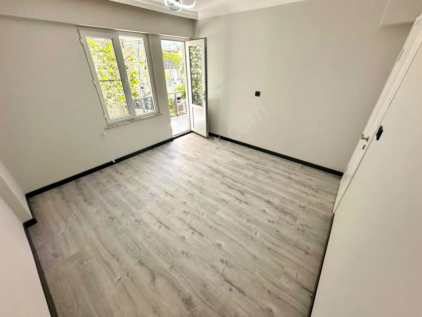Referans'tan Altınkum'da Denize 400 Mt Ön Cephe Ayrı Mutfak Lüx 2+1 Daire — fotoğraf 4