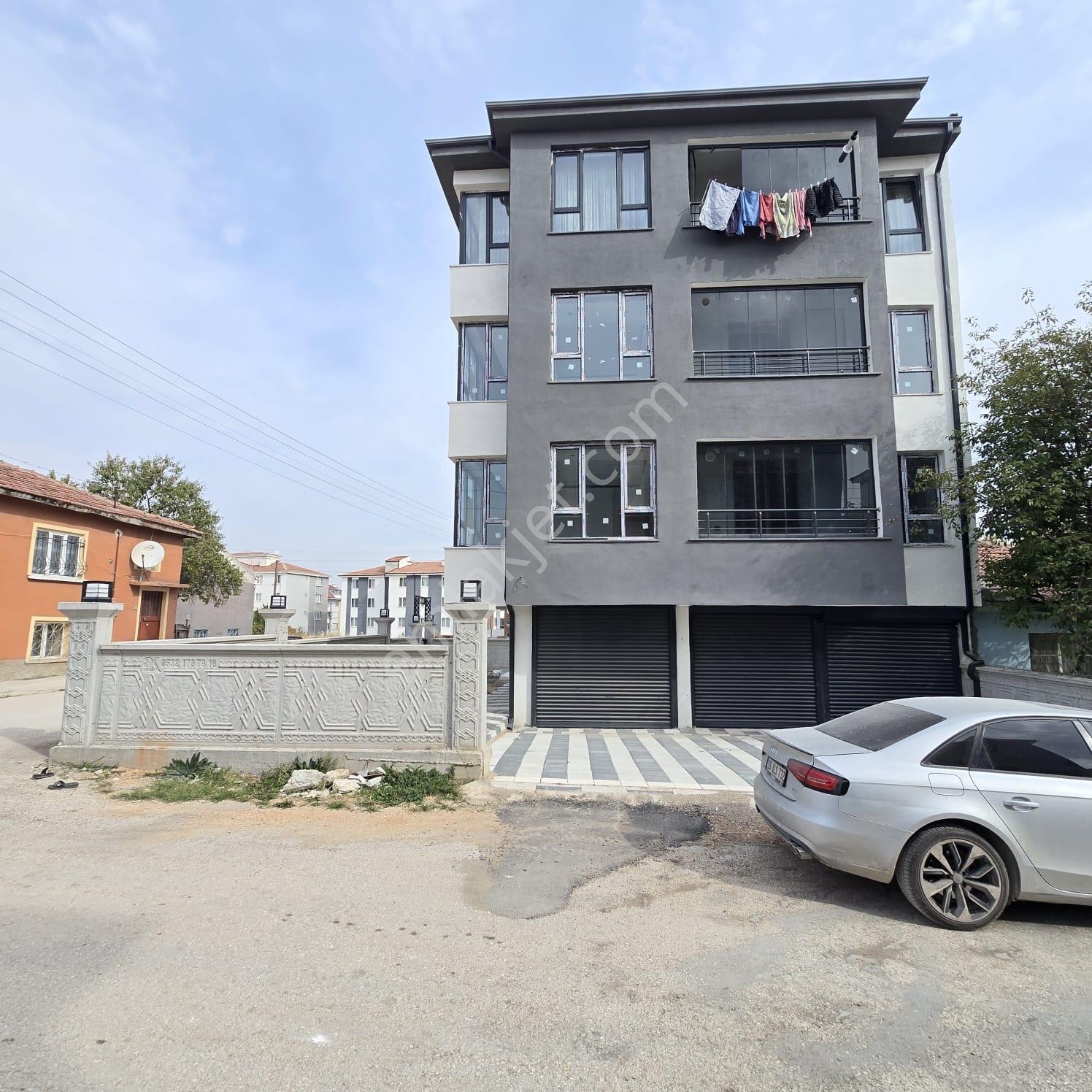 Karadeniz İnşaat Gayrimenkul Otomotivden