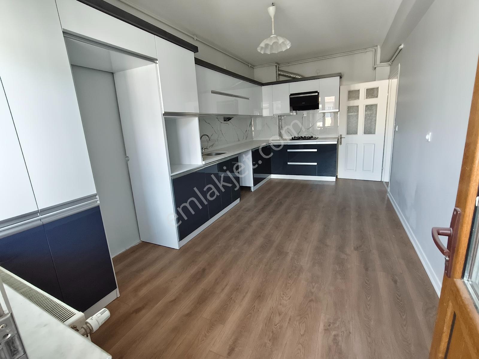 Dıalog Dağ/vatan Caddesi 3+1 160m2 Bakımlı,geniş Ve Ferah Daire — fotoğraf 9