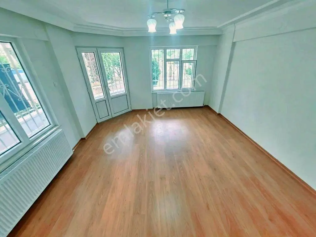 Uytundan Akçay Güre Arası Cemiltemelde Denize 600 Mtre 3+1 Daire — fotoğraf 3