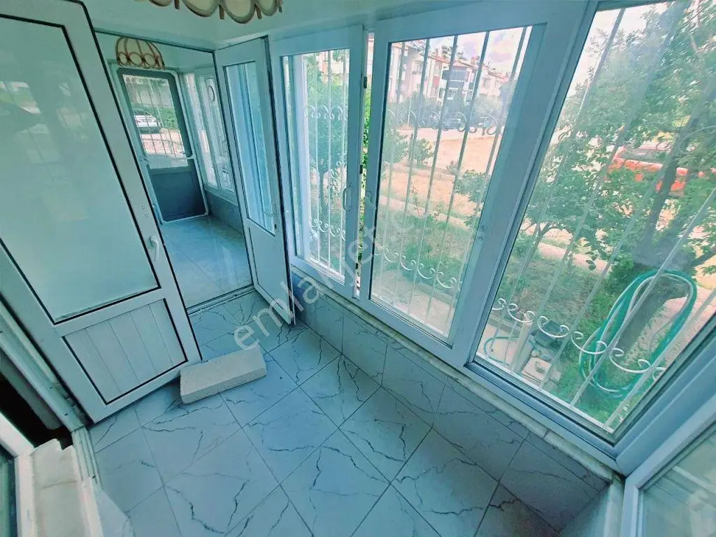 Uytundan Akçay Güre Arası Cemiltemelde Denize 600 Mtre 3+1 Daire — fotoğraf 7