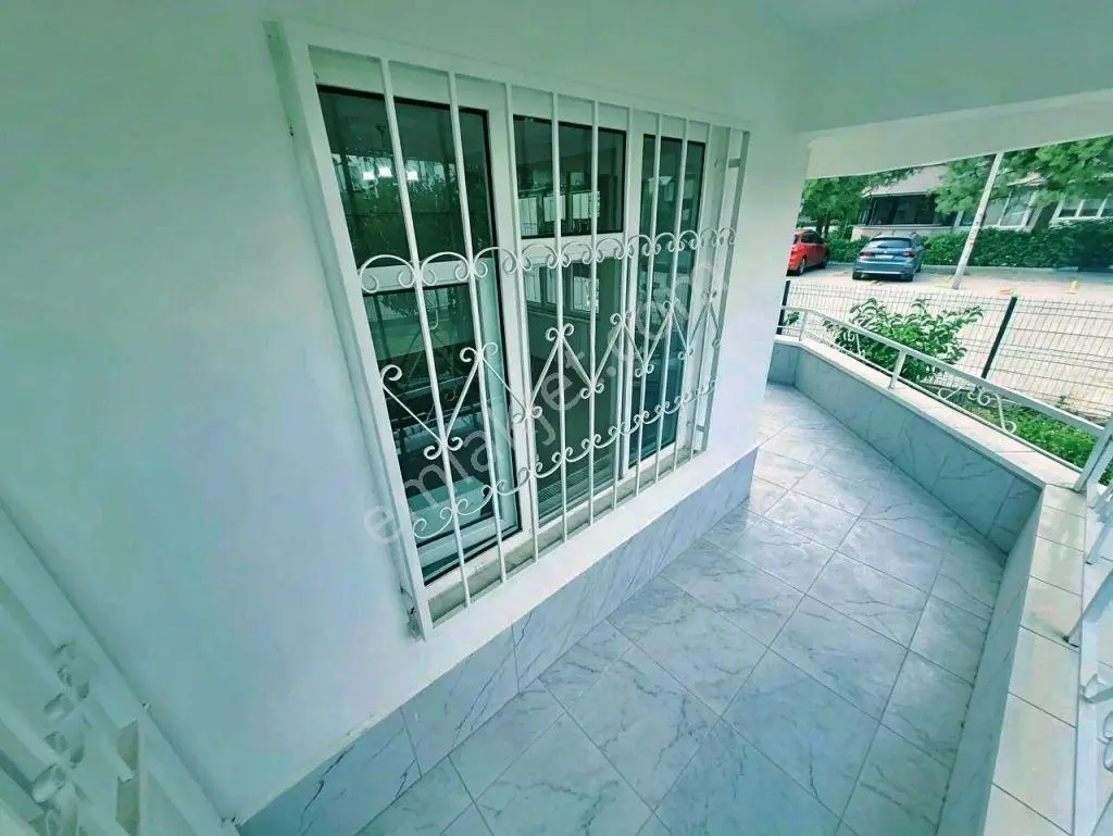 Uytundan Akçay Güre Arası Cemiltemelde Denize 600 Mtre 3+1 Daire — fotoğraf 16