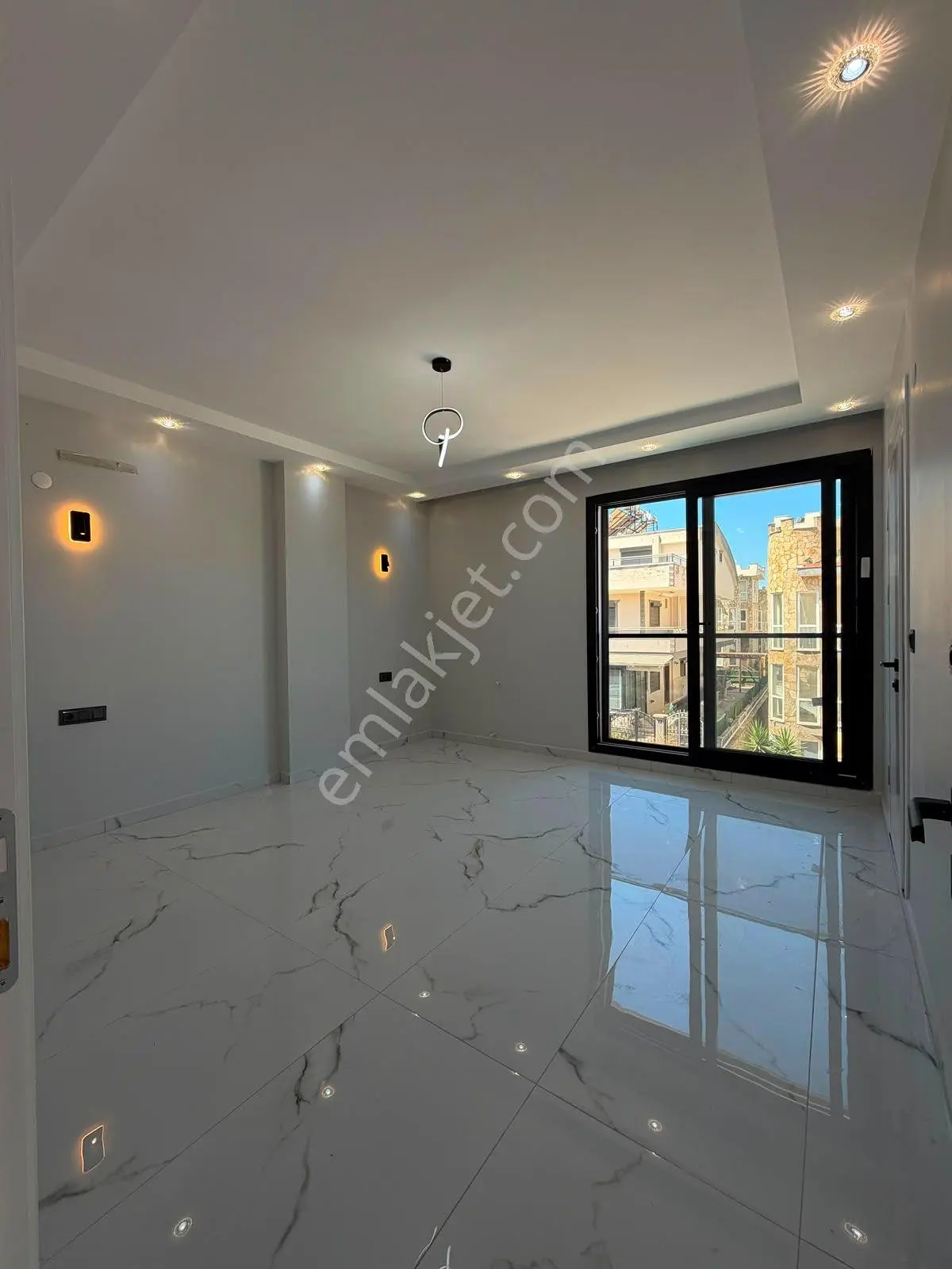 Didim Efeler Mahallesi'nde Havuzlu Satılık 3+1 Villa — fotoğraf 2