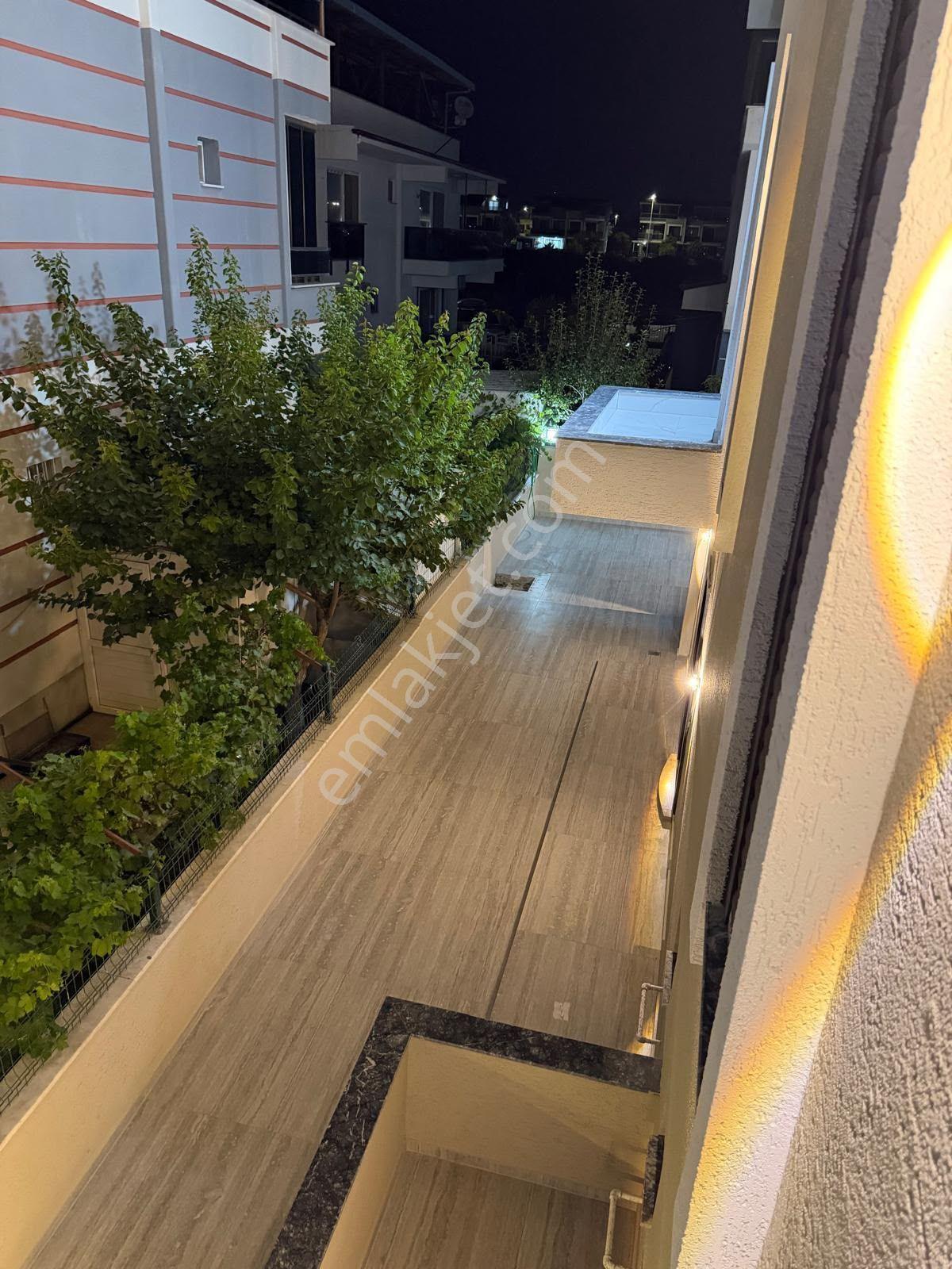 Didim Efeler Mahallesi'nde Havuzlu Satılık 3+1 Villa — fotoğraf 8