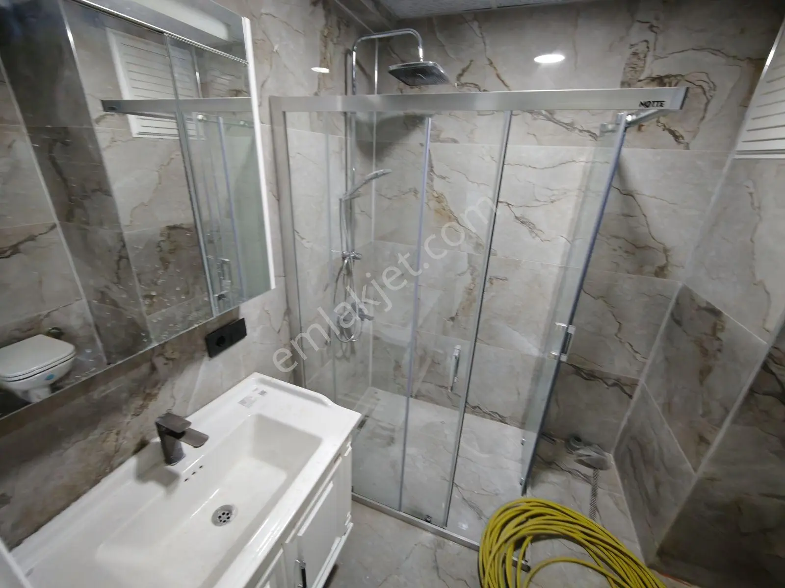 Bahçelievlerde 4+1 Dubleks | 3 Banyo | Geniş Teras | Önü Açık — fotoğraf 17