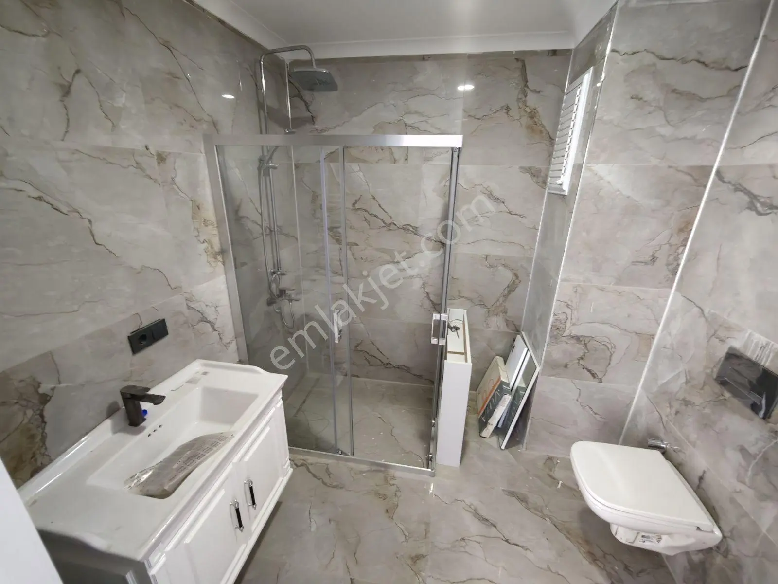 Bahçelievlerde 4+1 Dubleks | 3 Banyo | Geniş Teras | Önü Açık — fotoğraf 28