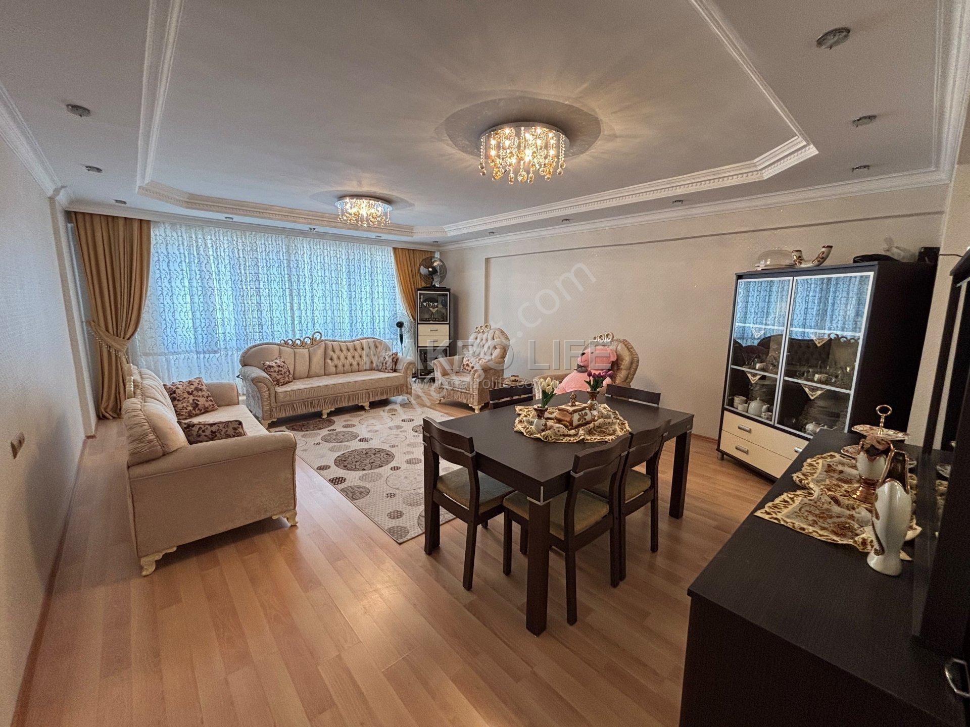 Diclekent Metropol De Teras Keyifli,Geniş Ve Ferah 5+1 Satılık Dubleks