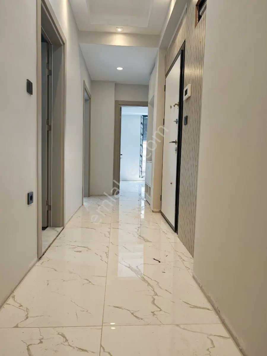 Şimşek'ten Bahçelievler De Kapalı Mutfak 2+1 Daire — fotoğraf 4