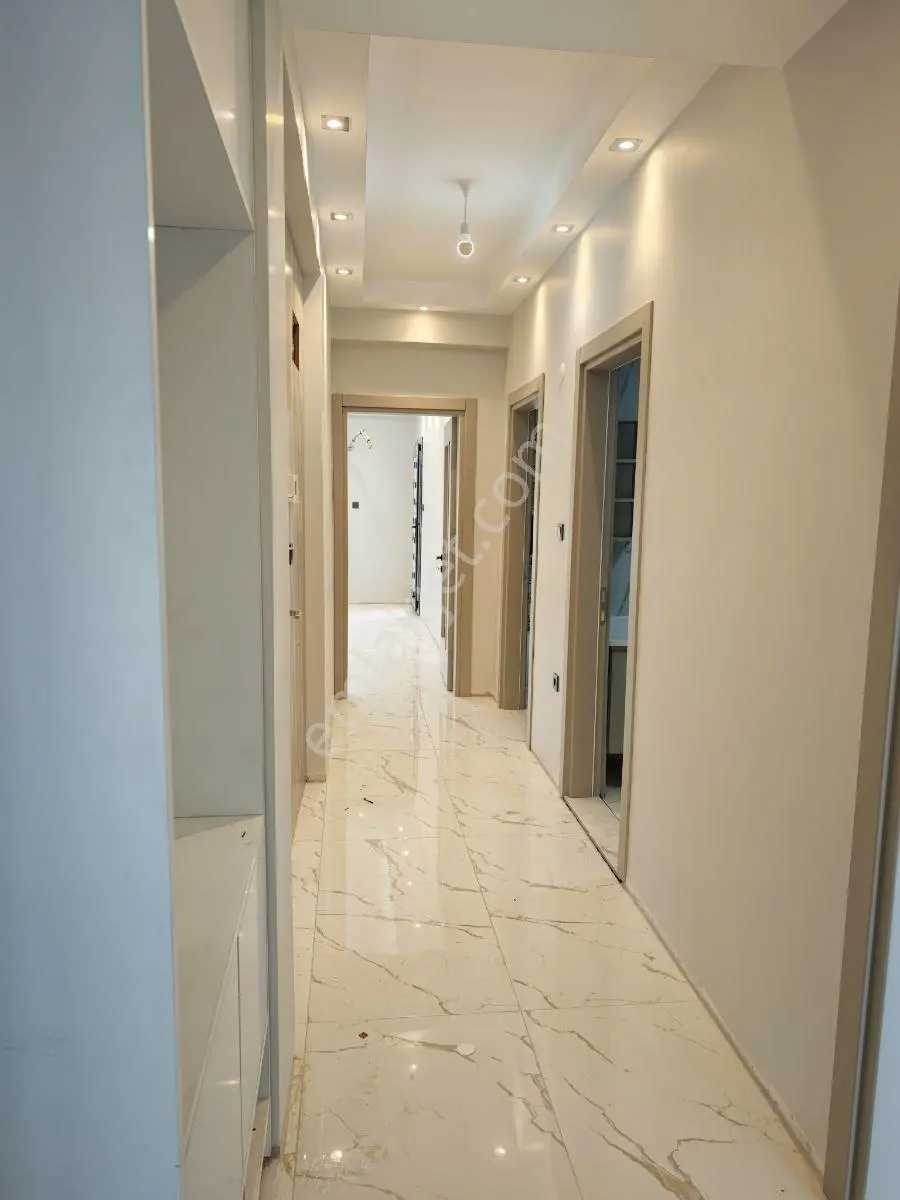 Şimşek'ten Bahçelievler De Kapalı Mutfak 2+1 Daire — fotoğraf 5
