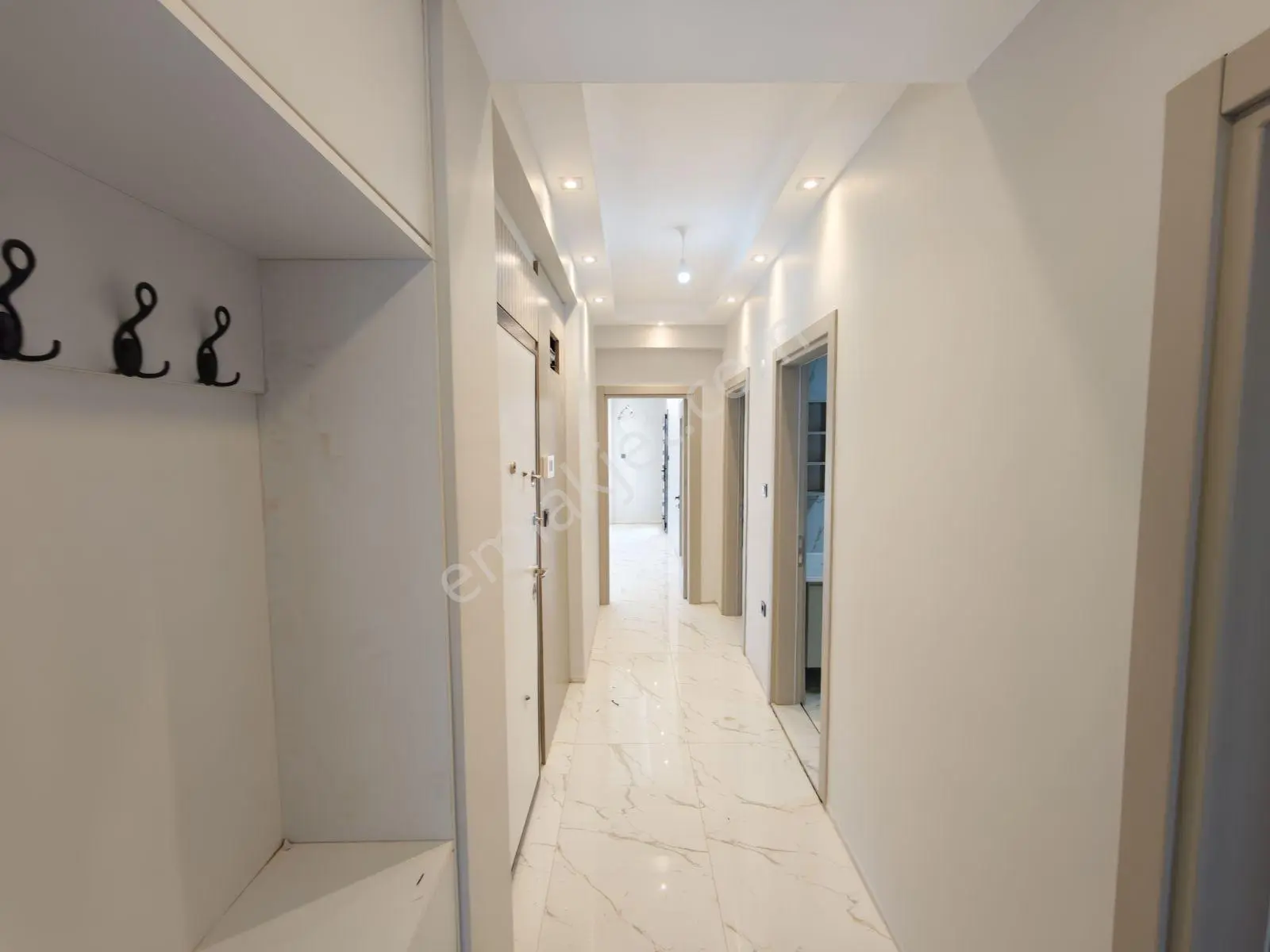 Şimşek'ten Bahçelievler De Kapalı Mutfak 2+1 Daire — fotoğraf 12