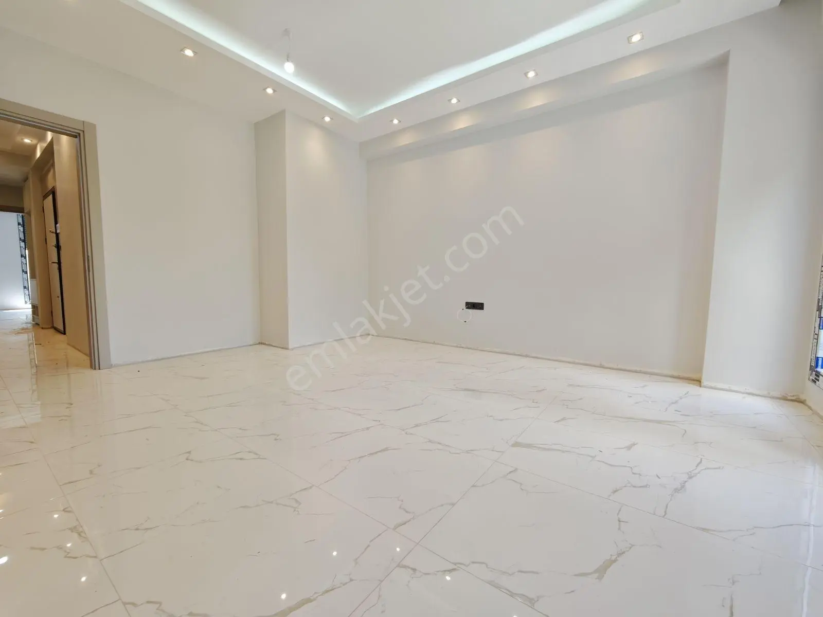 Şimşek'ten Bahçelievler De Kapalı Mutfak 2+1 Daire — fotoğraf 20