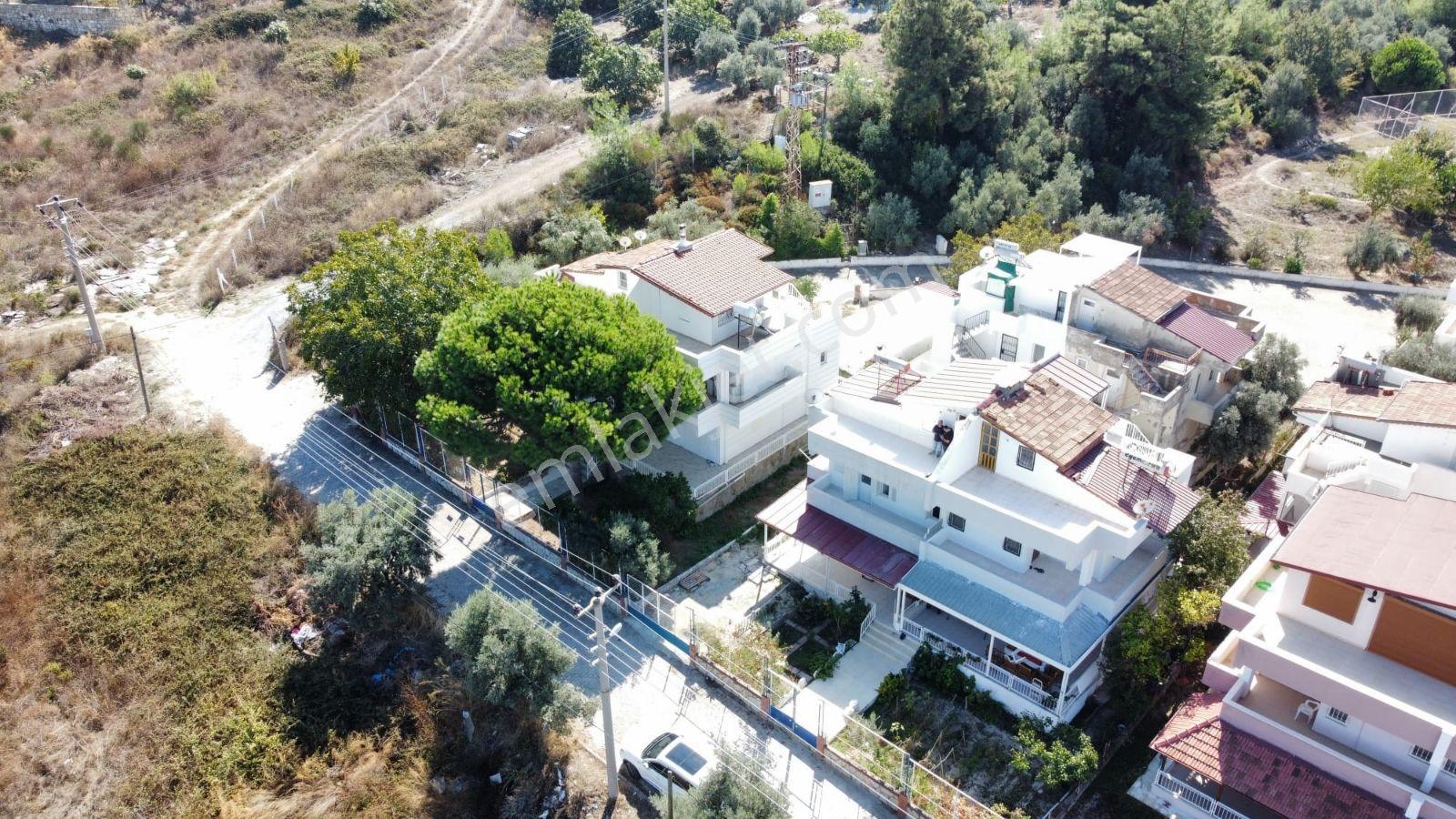 Genis Bahceli Verandali Önü Kapanmaz Ferah Villa — fotoğraf 3