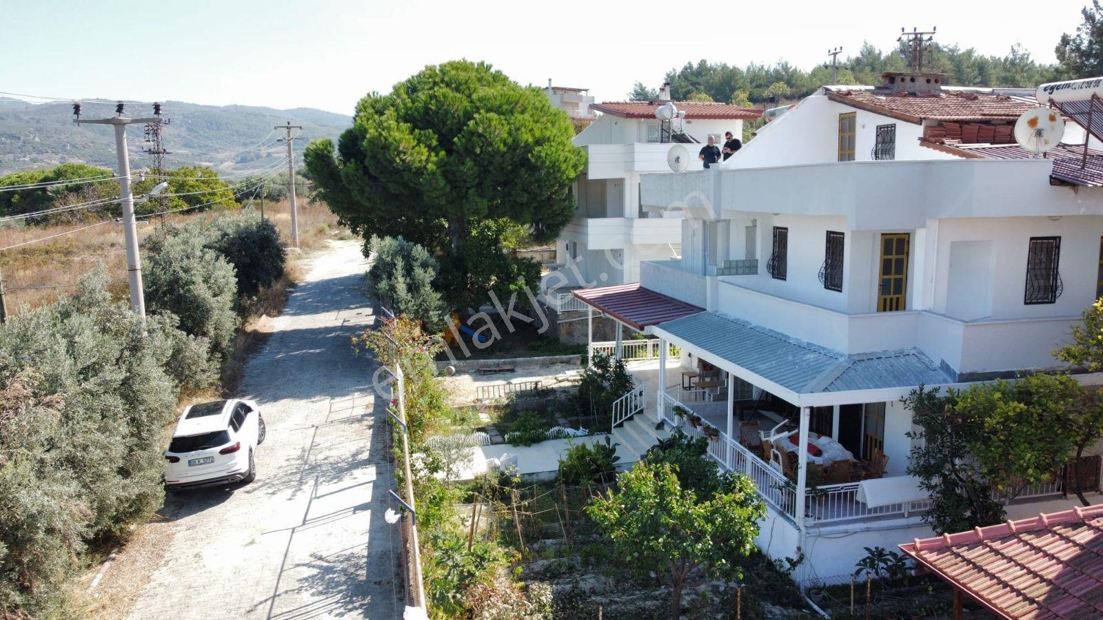 Genis Bahceli Verandali Önü Kapanmaz Ferah Villa — fotoğraf 13