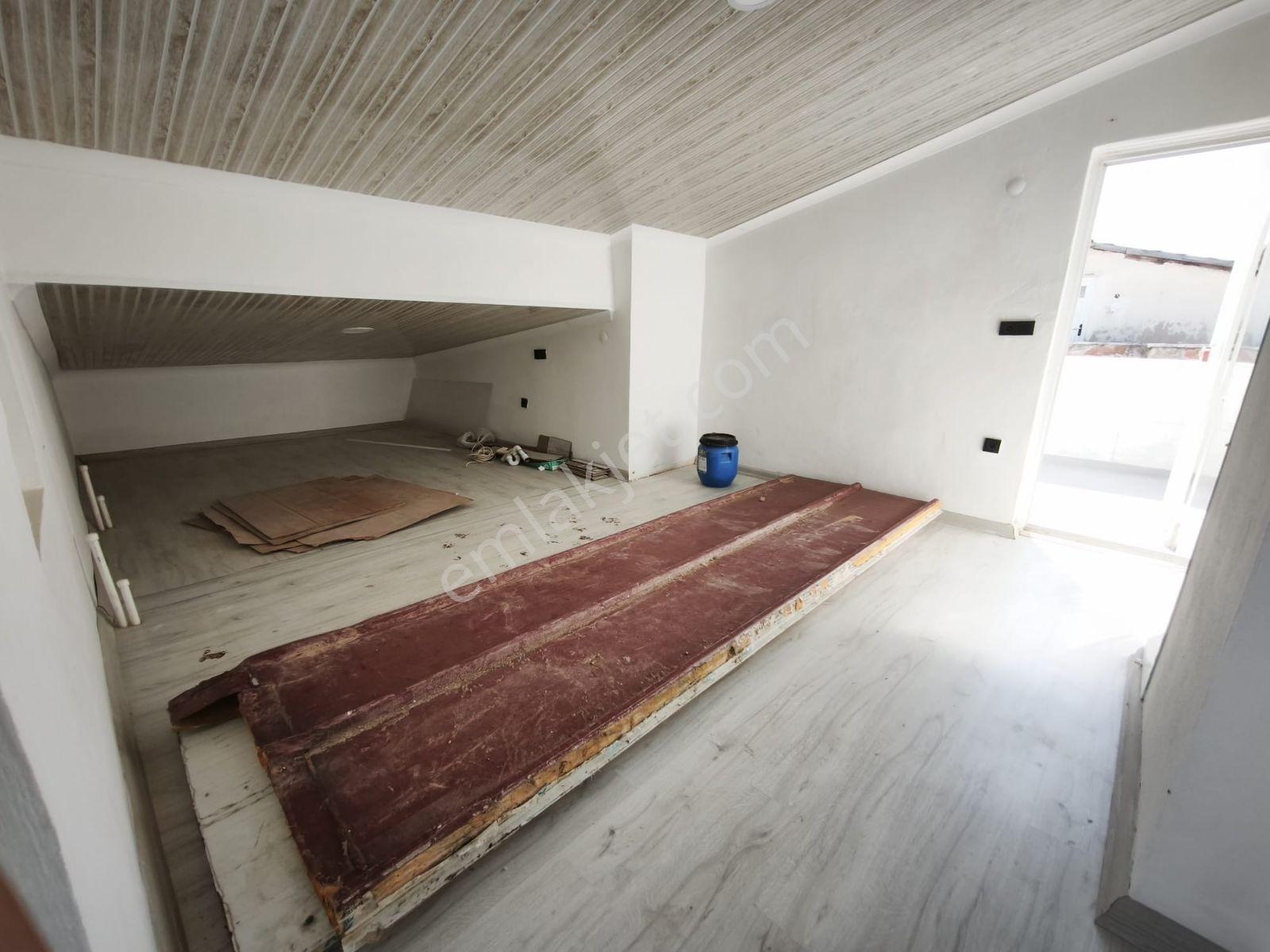 Genis Bahceli Verandali Önü Kapanmaz Ferah Villa — fotoğraf 19