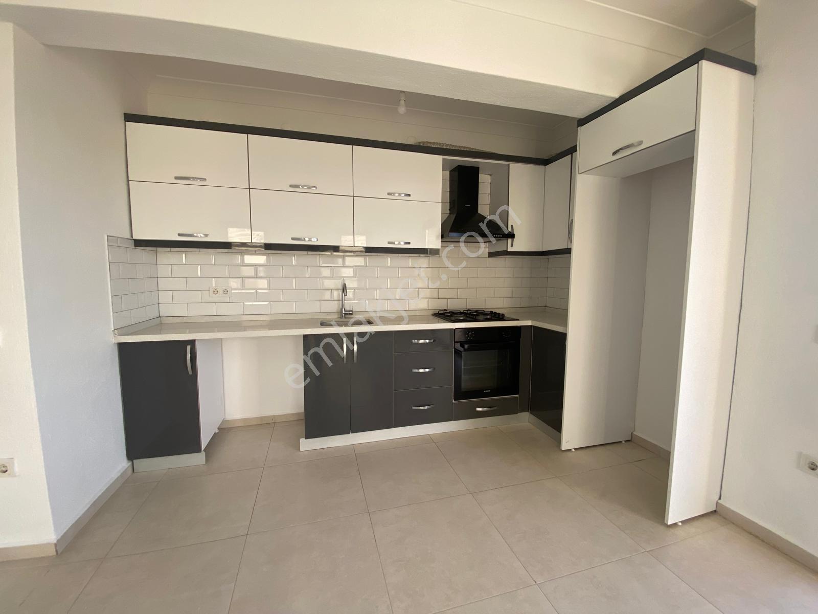 Dadya Emlak'tan Merkezi Konumda 3+1 Dubleks Daire — fotoğraf 3