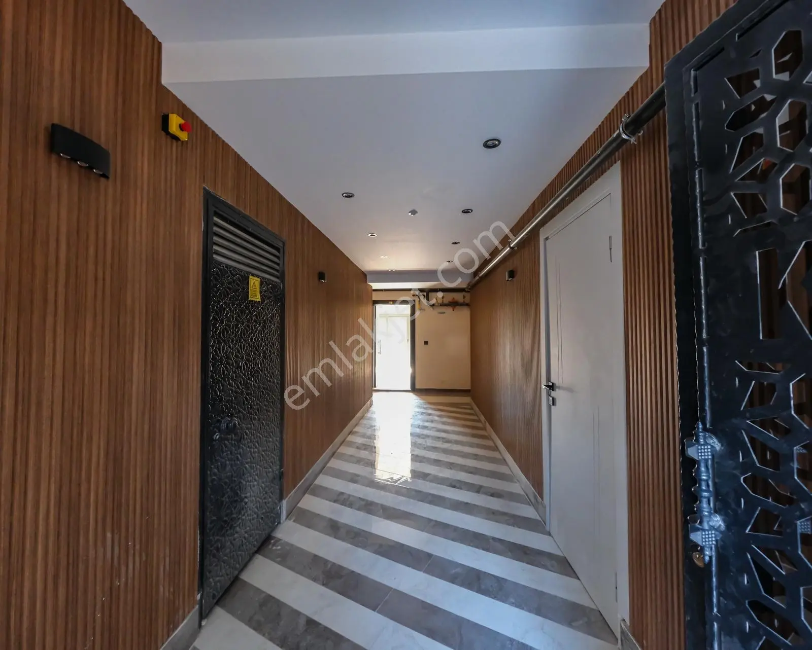 Seyrek Te Yeni Bina Modern İşçilik 1+1 Daire — fotoğraf 4