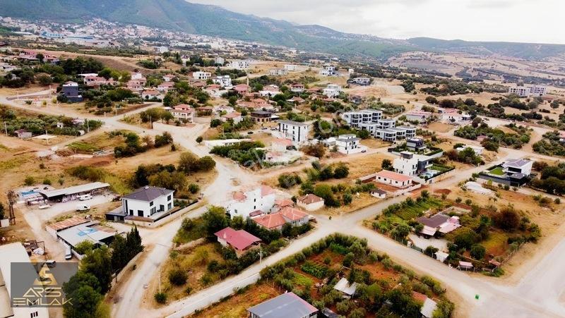 Ars'Den Saruhan'Da Kupon Arsa 1.150 M2 Takasa Açık B+2 İmarlı
