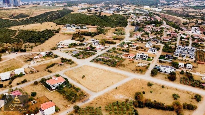 Ars'den Saruhan'da Kupon Arsa 1.150 M2 Takasa Açık B+2 İmarlı — fotoğraf 4