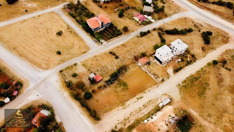 Ars'den Saruhan'da Kupon Arsa 1.150 M2 Takasa Açık B+2 İmarlı — fotoğraf 12