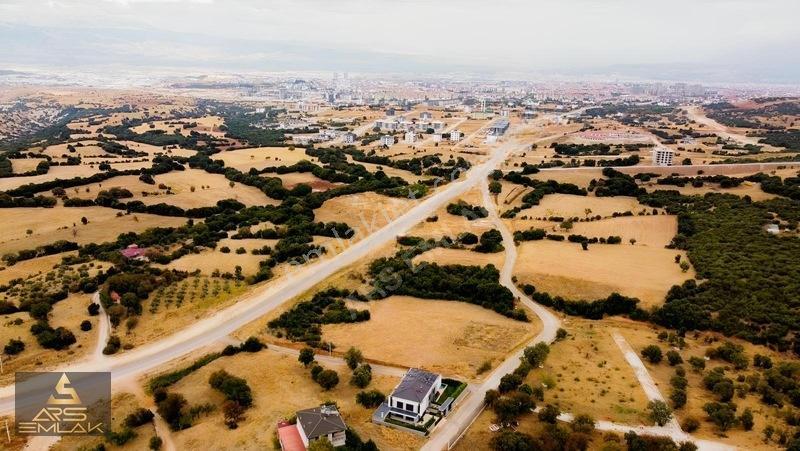 Ars'den Saruhan'da Kupon Arsa 1.150 M2 Takasa Açık B+2 İmarlı — fotoğraf 17