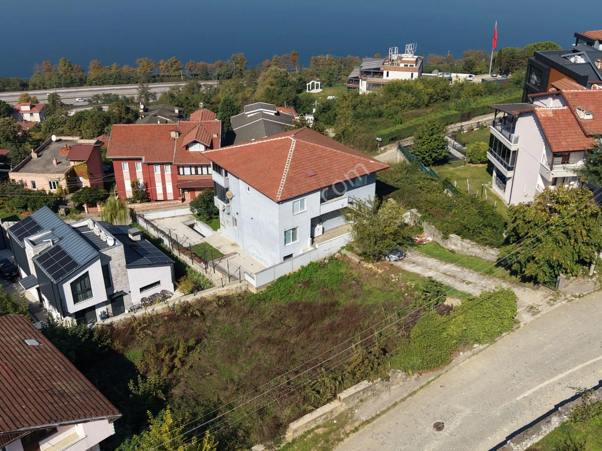 Sapanca’Da Göl Manzaralı %60 İmarlı Satılık Arsa