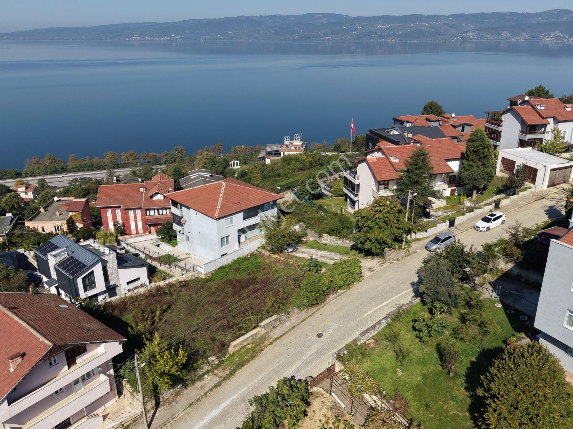 Sapanca’da Göl Manzaralı %60 İmarlı Satılık Arsa — fotoğraf 19