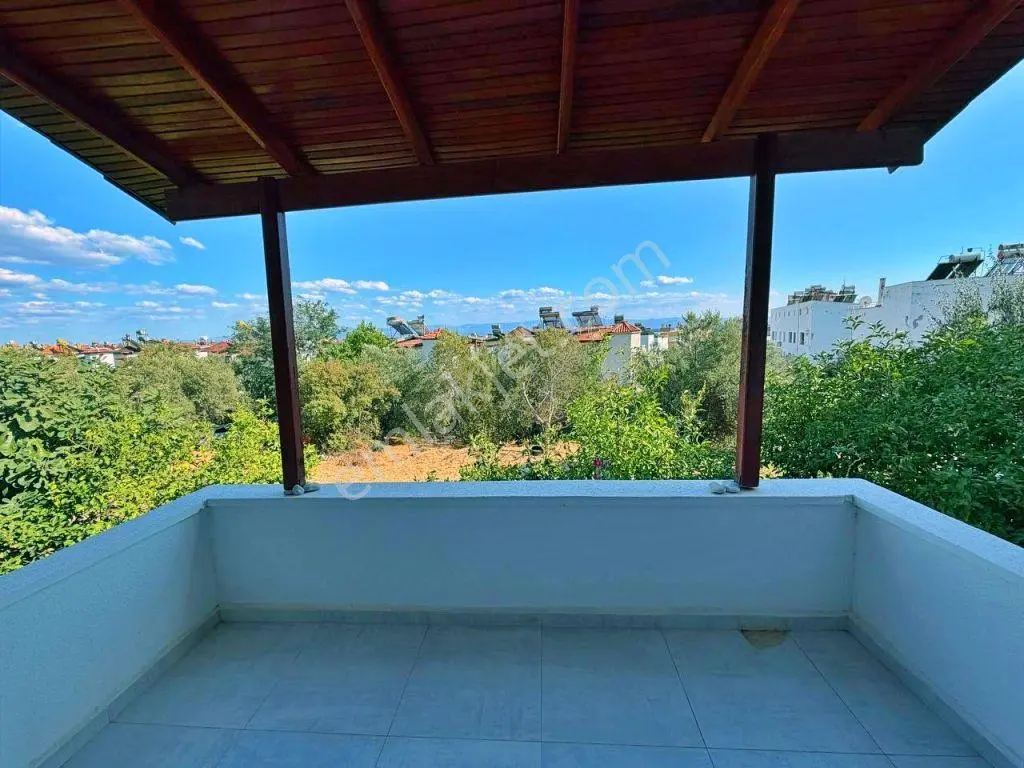 Uytundan Gürede Denize 250 Metre Çift Bahçeli 2+1 Kelepir Villa! — fotoğraf 9
