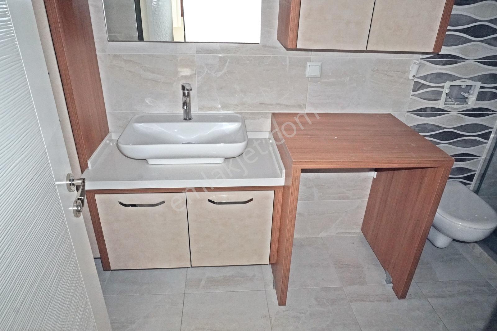 Esentepede Satılık 3+1 Fiyat Düştü Ebebeyin Banyolu+ Dogalgazlı — fotoğraf 12