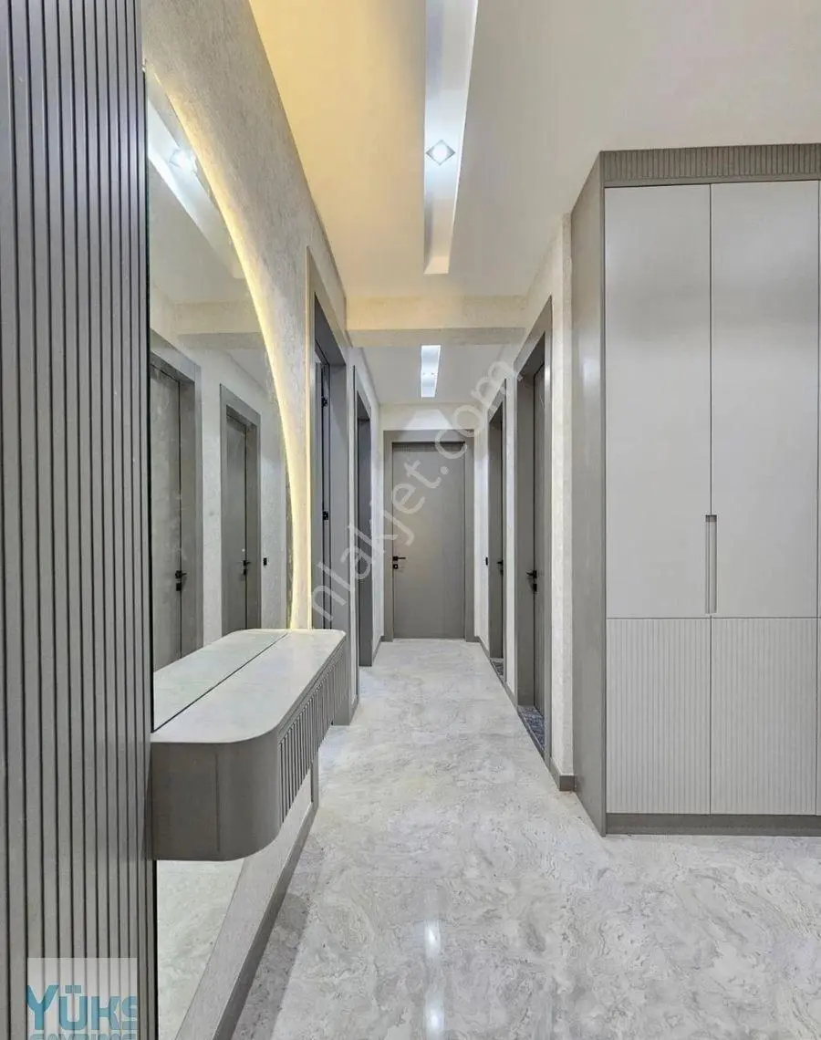 Denizli 1200 Evler'De 3+1 160 M2 Premium Detaylar Panjur | E.Banyosu | G.Odası |...