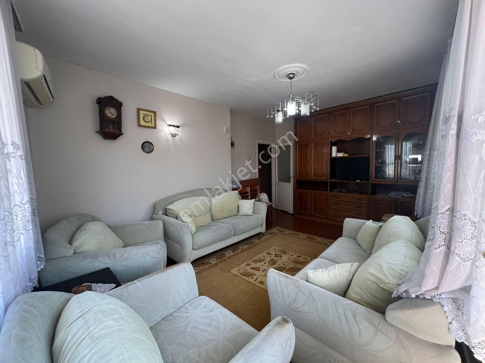 Acil Konak Zeytinlik Mahde 2+1 100m2 D.gazlı Ayrı Mutfak Ferah Daire — fotoğraf 5