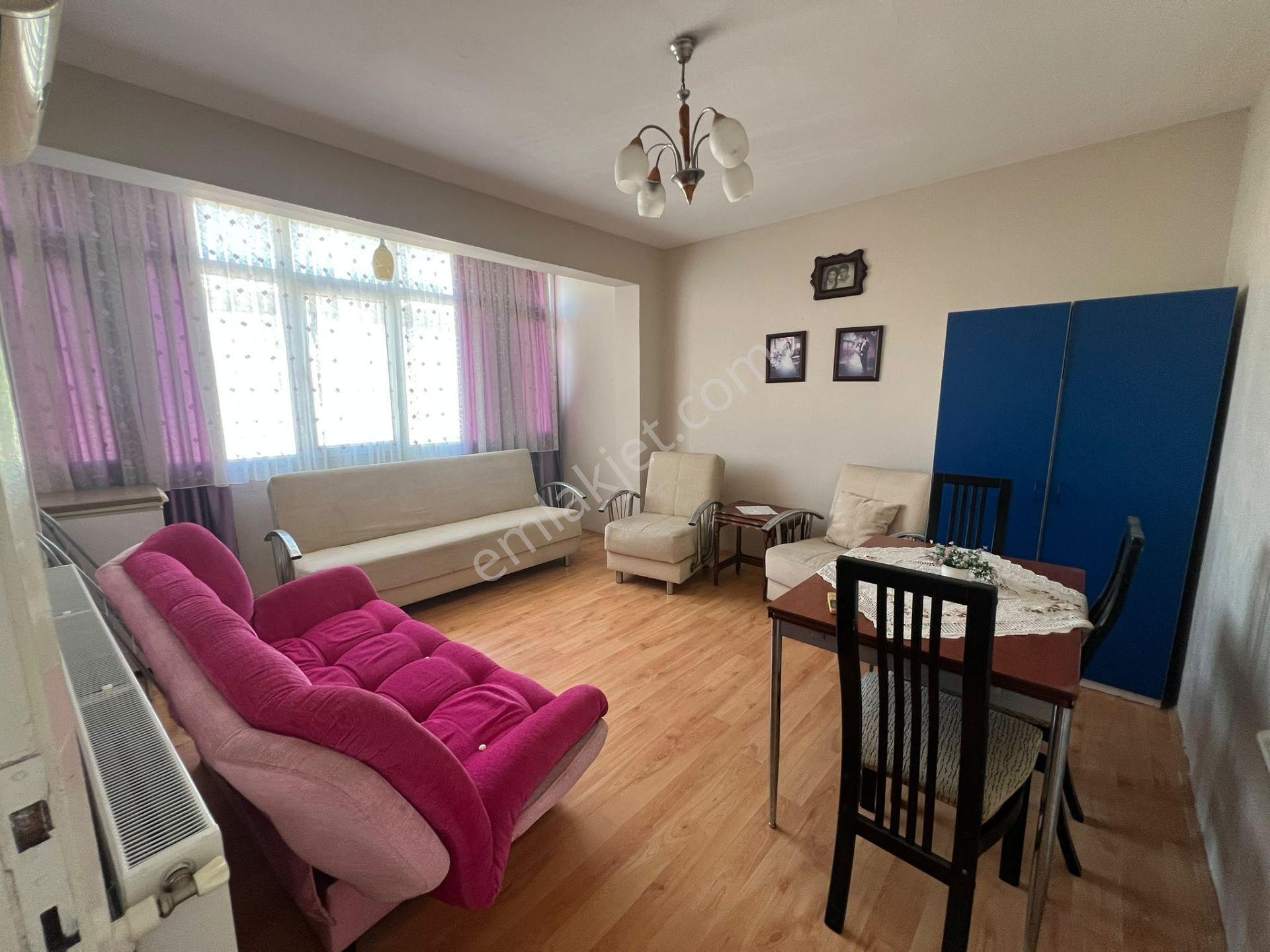 Acil Konak Zeytinlik Mahde 2+1 100m2 D.gazlı Ayrı Mutfak Ferah Daire — fotoğraf 13