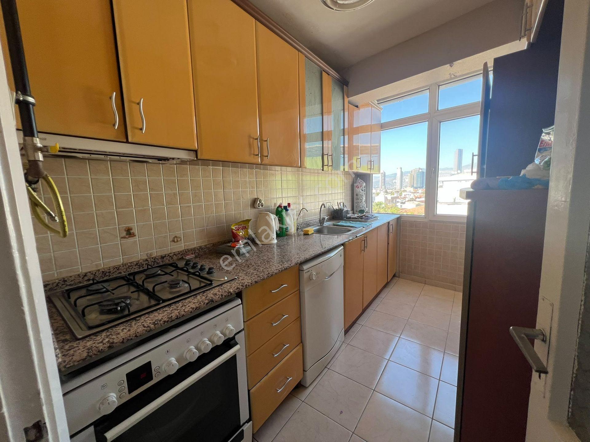 Acil Konak Zeytinlik Mahde 2+1 100m2 D.gazlı Ayrı Mutfak Ferah Daire — fotoğraf 16
