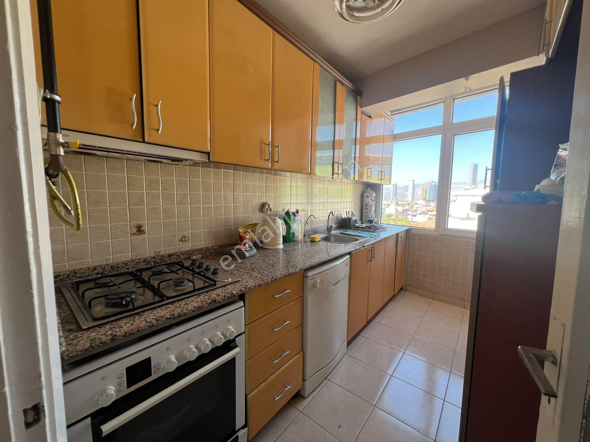 Acil Konak Zeytinlik Mahde 2+1 100m2 D.gazlı Ayrı Mutfak Ferah Daire — fotoğraf 18