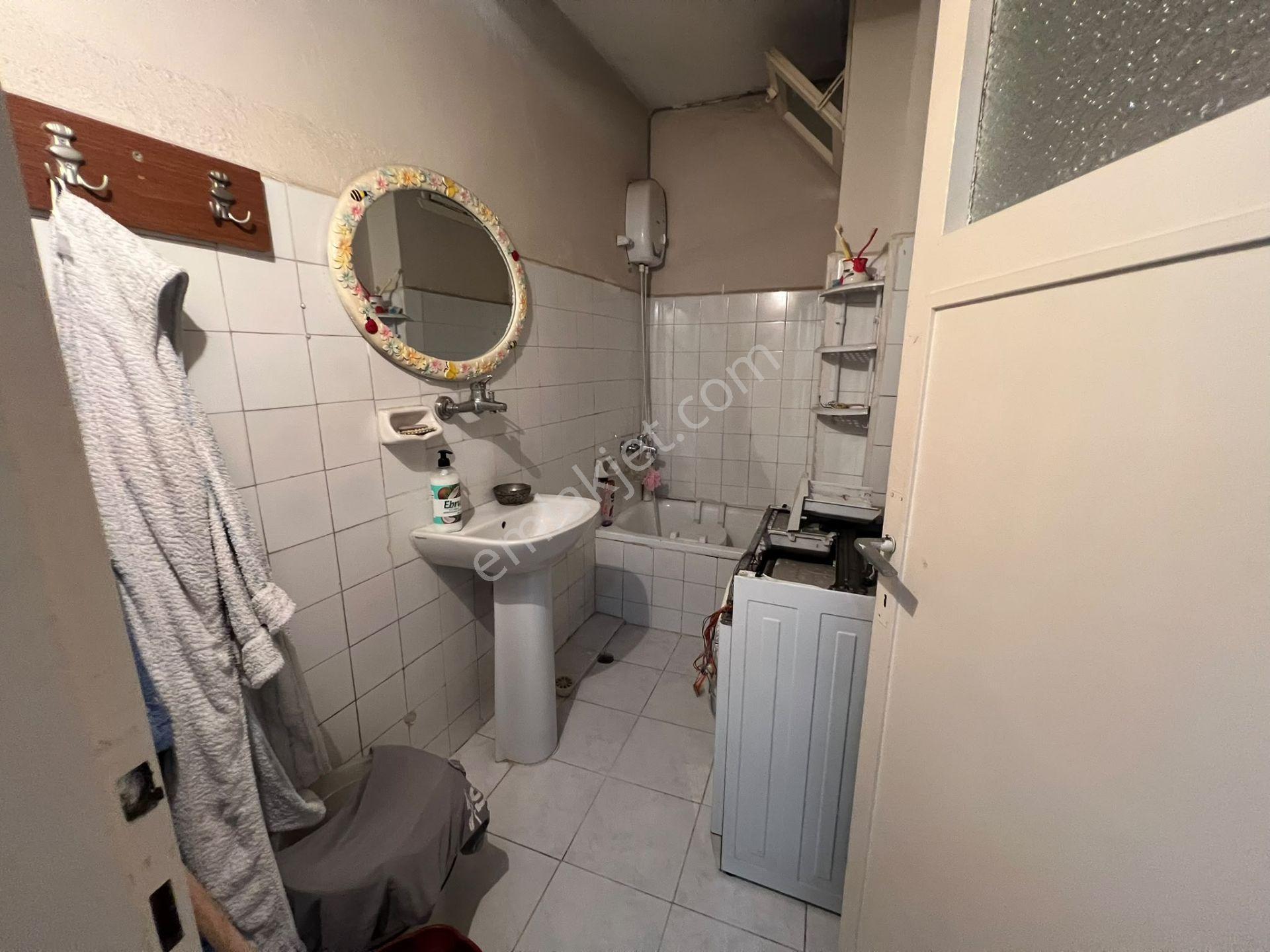 Acil Konak Zeytinlik Mahde 2+1 100m2 D.gazlı Ayrı Mutfak Ferah Daire — fotoğraf 19