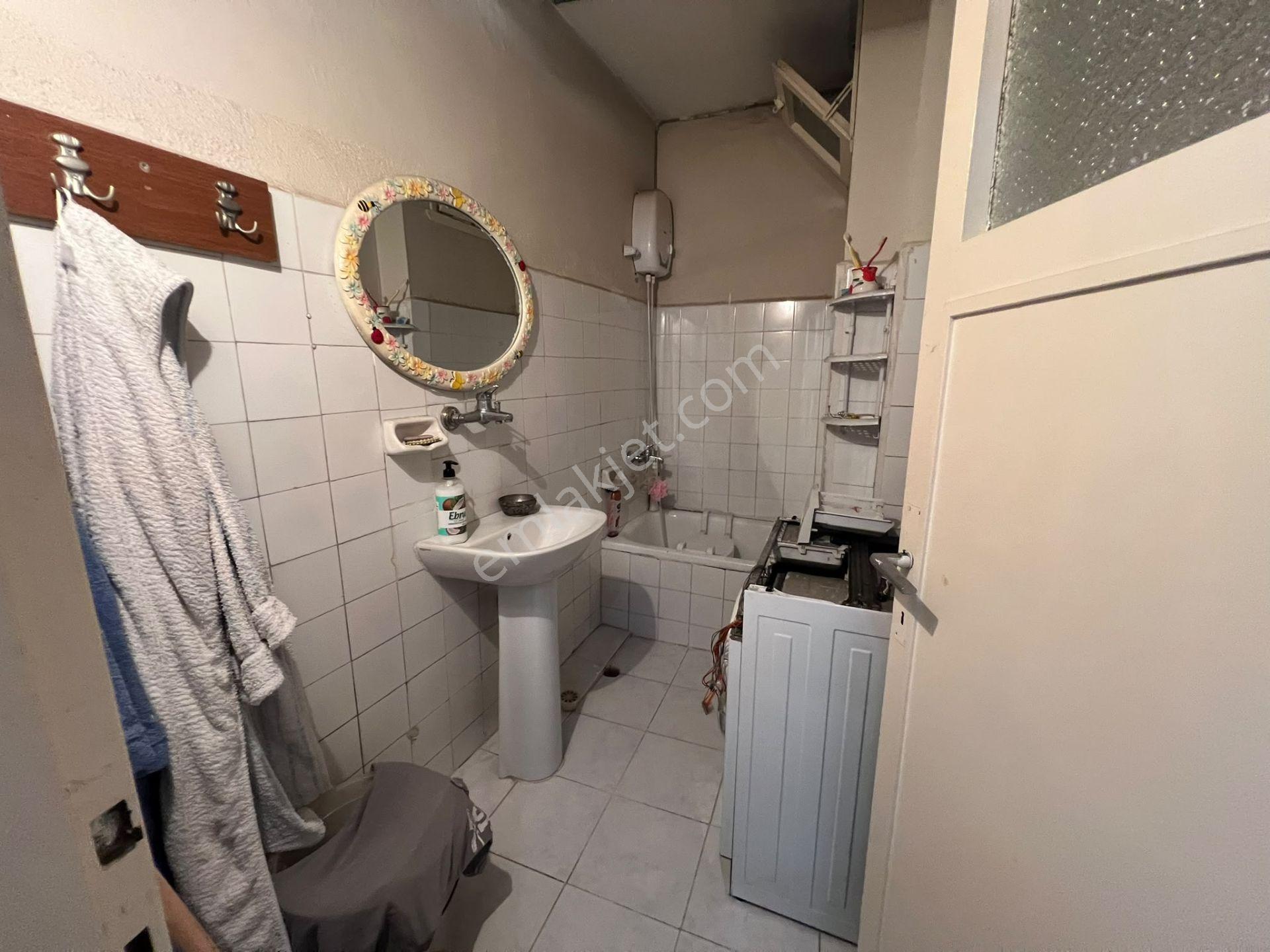 Acil Konak Zeytinlik Mahde 2+1 100m2 D.gazlı Ayrı Mutfak Ferah Daire — fotoğraf 20