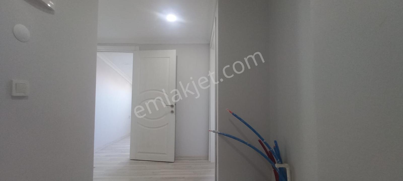 Bağcılar Merkez Mahallesi Yeni Binada 4+1 Sıfır Dubleks Satılık — fotoğraf 6