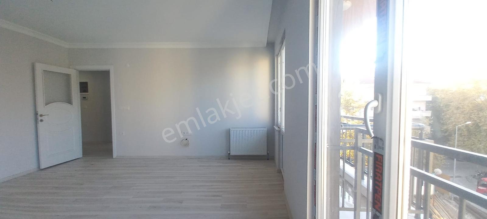 Bağcılar Merkez Mahallesi Yeni Binada 4+1 Sıfır Dubleks Satılık — fotoğraf 9