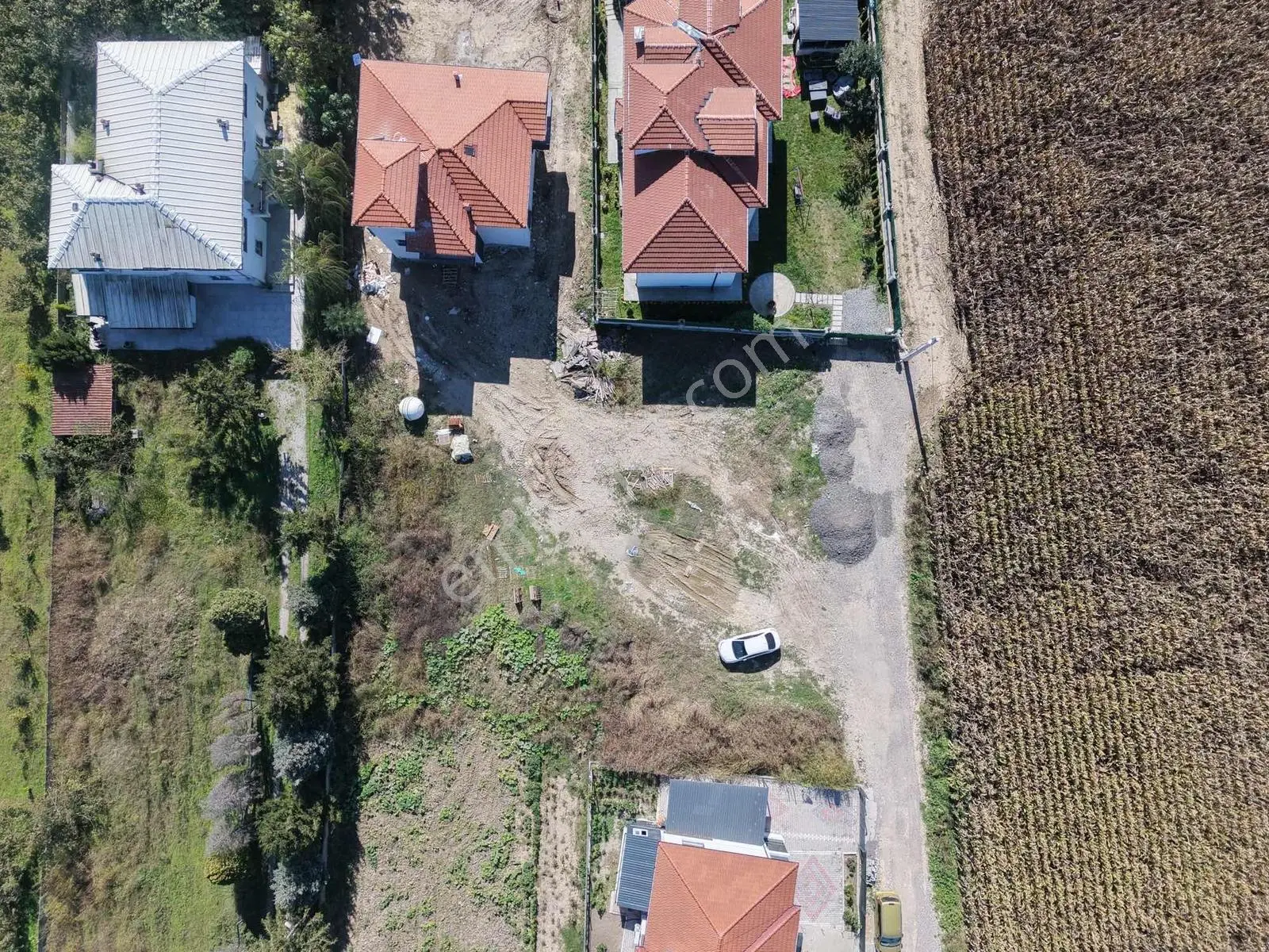 Söğüt Caddesinde Satılık 700 M2 Arsa — fotoğraf 10