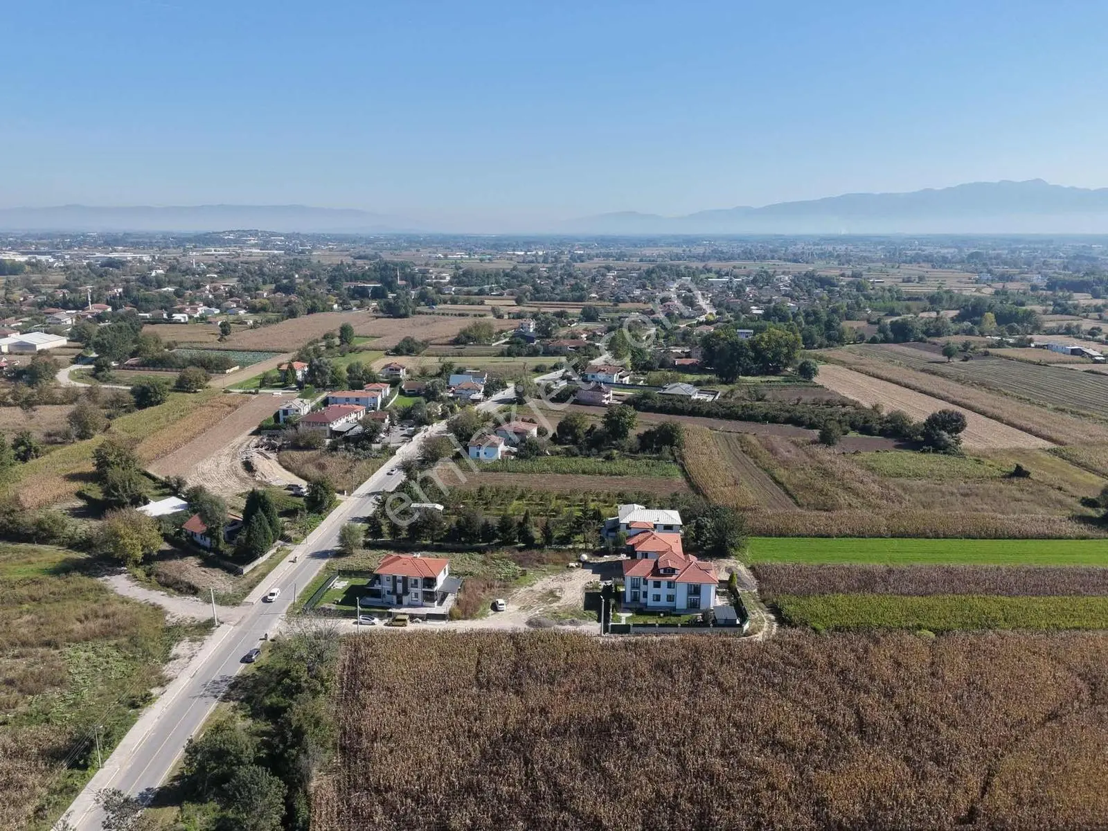 Söğüt Caddesinde Satılık 700 M2 Arsa — fotoğraf 14