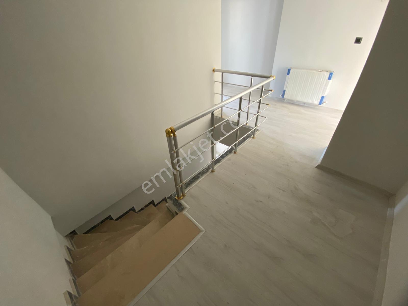 Mabel'den Çınarlık Mahallesinde Doğa Manzaralı Dubleks Daire — fotoğraf 14