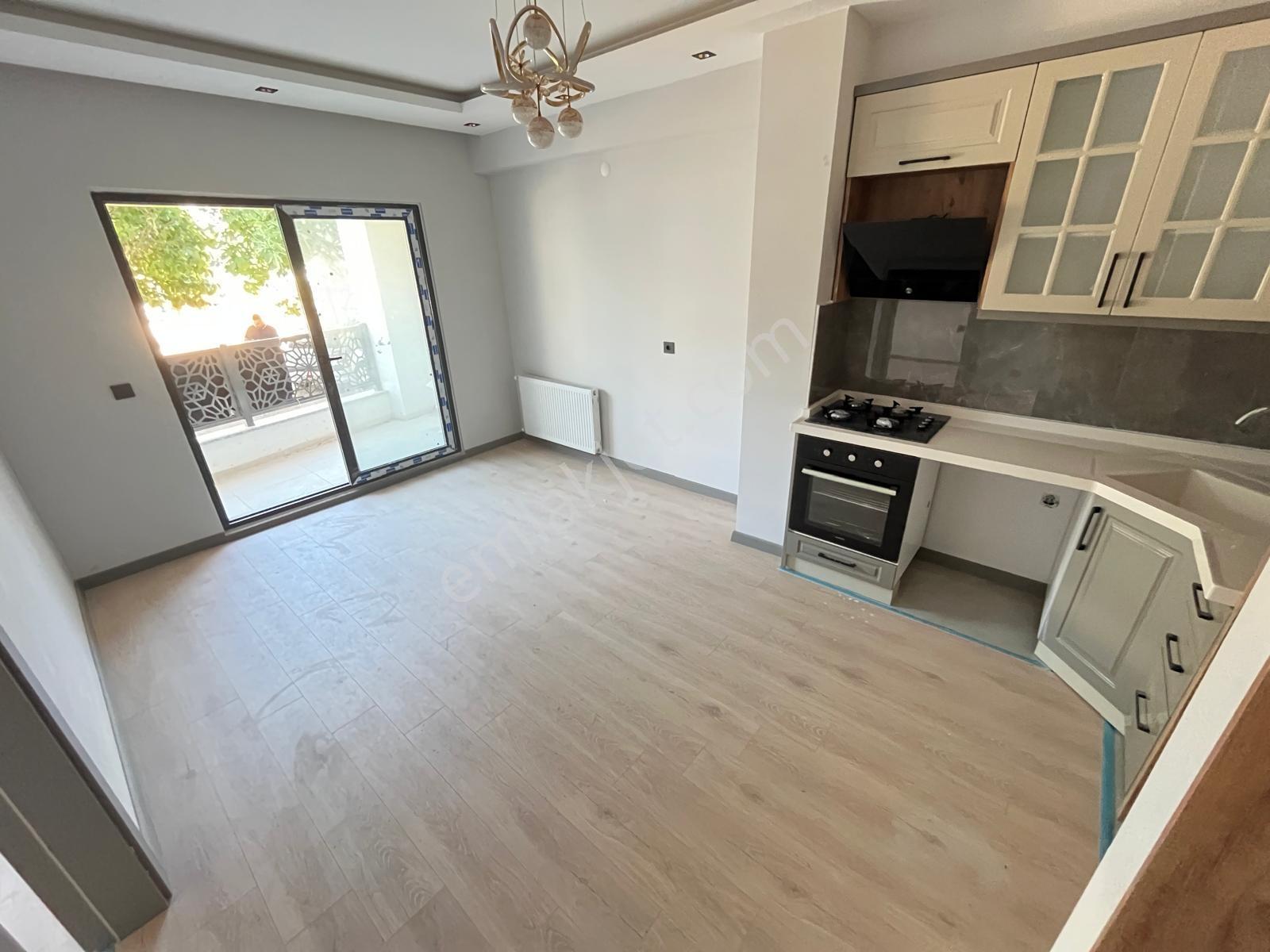 Gürsoydan Kazdağlarının Eteklerinde Ön Cephe 1+1 Sıfır Daire — fotoğraf 9