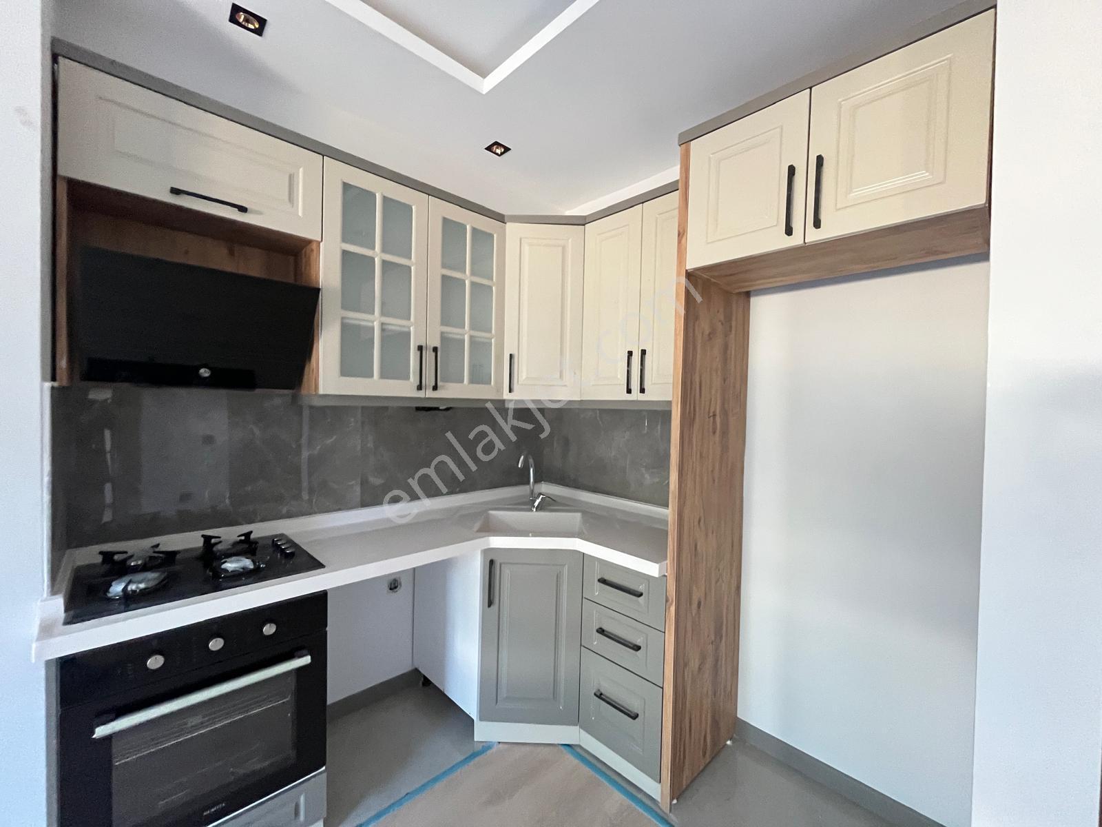 Gürsoydan Kazdağlarının Eteklerinde Ön Cephe 1+1 Sıfır Daire — fotoğraf 13