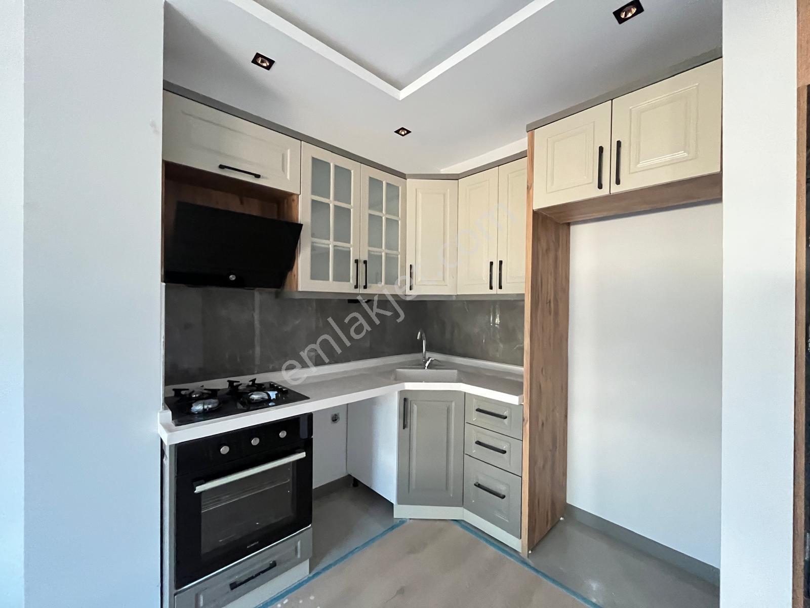 Gürsoydan Kazdağlarının Eteklerinde Ön Cephe 1+1 Sıfır Daire — fotoğraf 15