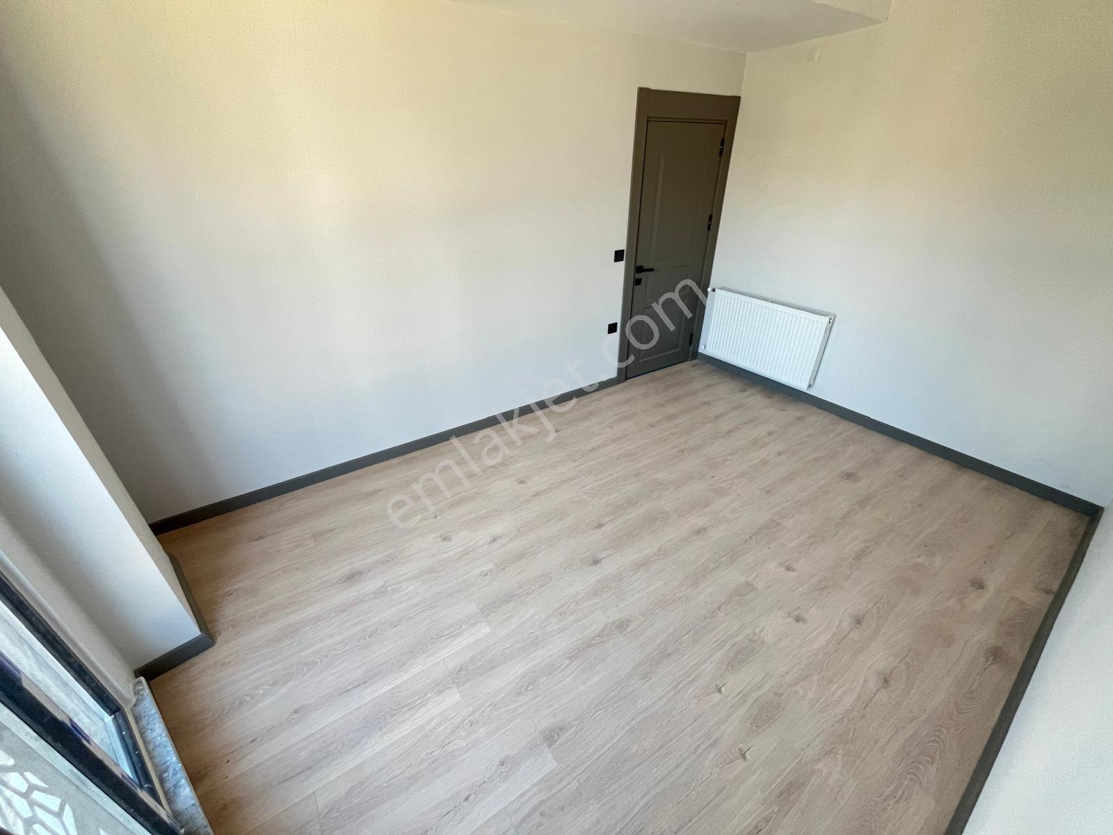 Gürsoydan Kazdağlarının Eteklerinde Ön Cephe 1+1 Sıfır Daire — fotoğraf 17
