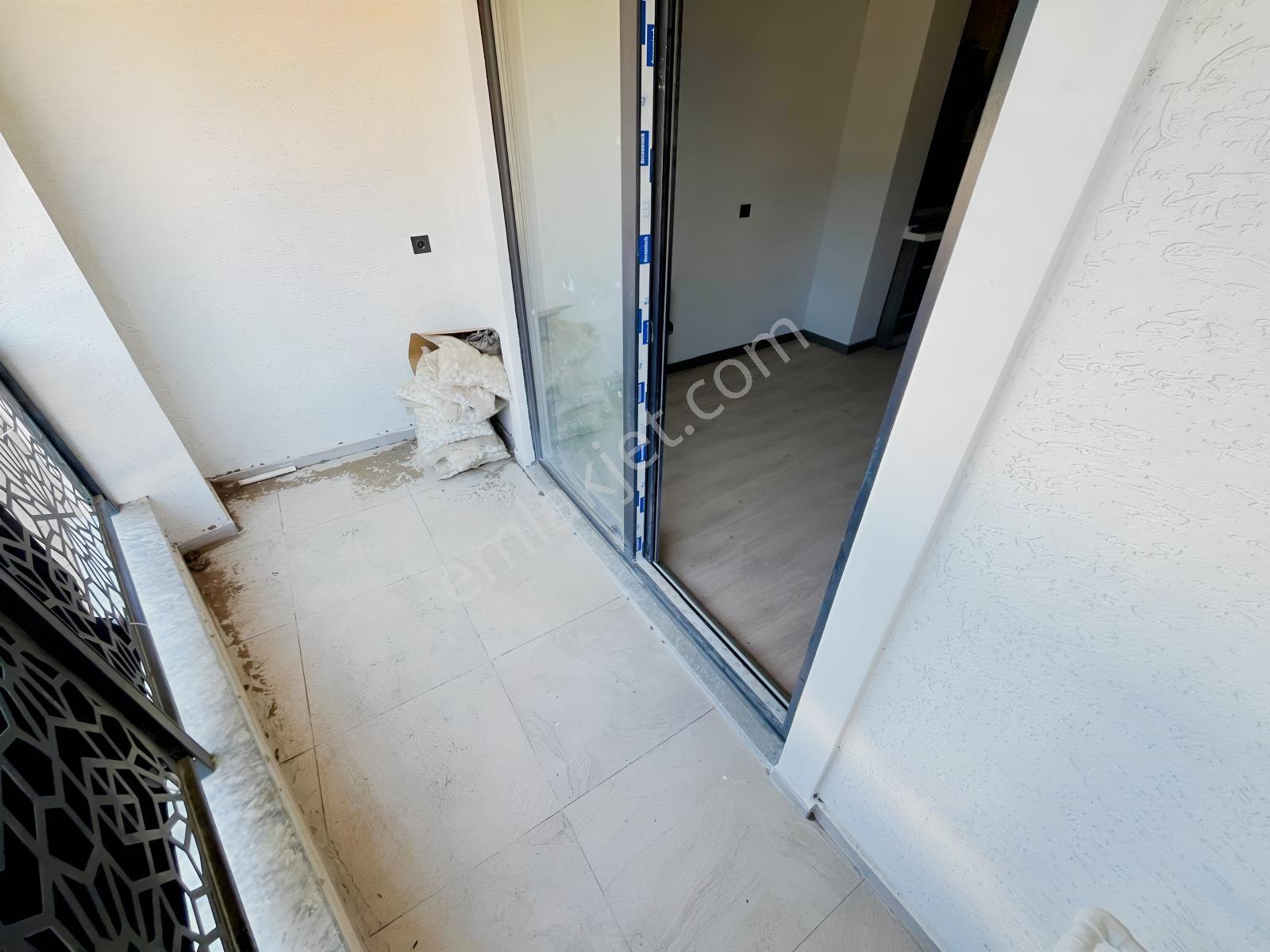 Gürsoydan Kazdağlarının Eteklerinde Ön Cephe 1+1 Sıfır Daire — fotoğraf 21