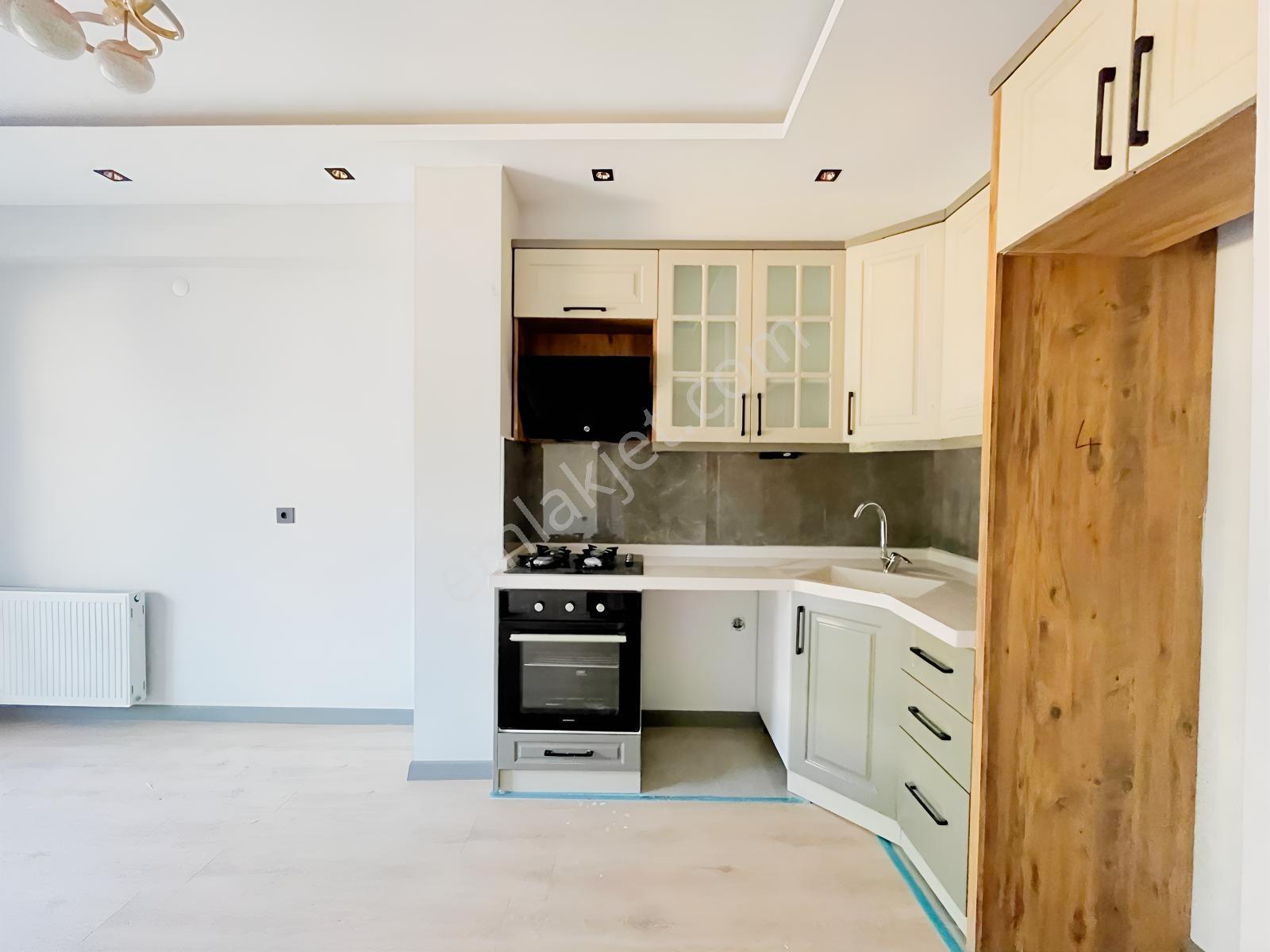 Gürsoydan Kazdağlarının Eteklerinde Ön Cephe 1+1 Sıfır Daire — fotoğraf 28