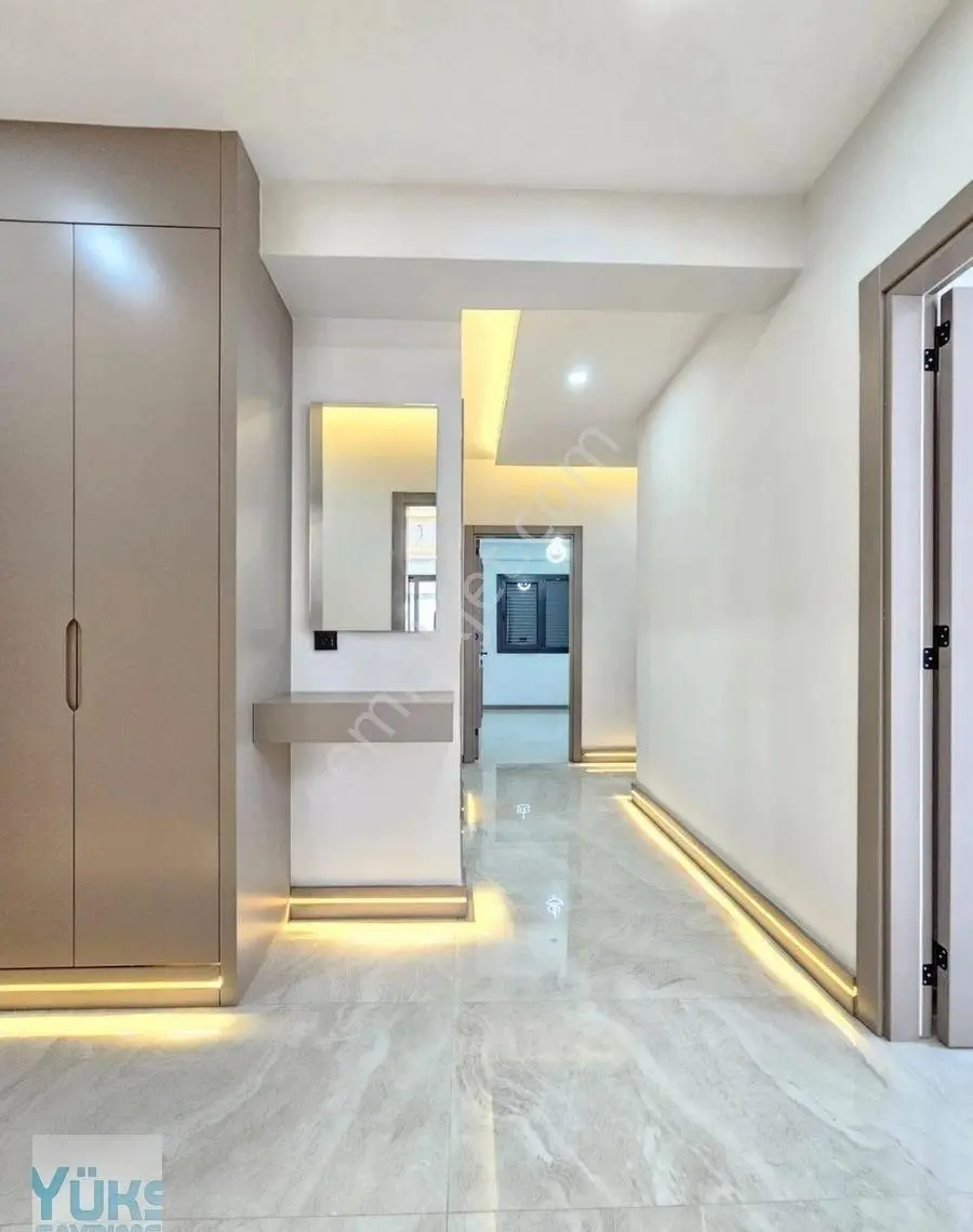 Denizli Karahasanlı Da Eşsiz 3.5+1 190 M2 Havuzlu Sitede Lüks Konsept Pres Fırsat Daire — fotoğraf 2