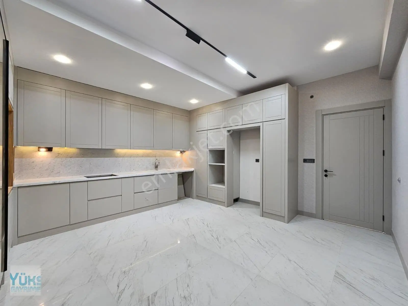 Denizli Yenişafak Ta 3+1 200 M2 Havuzlu Sitede Satılık Ultra Lüks Daireler — fotoğraf 5