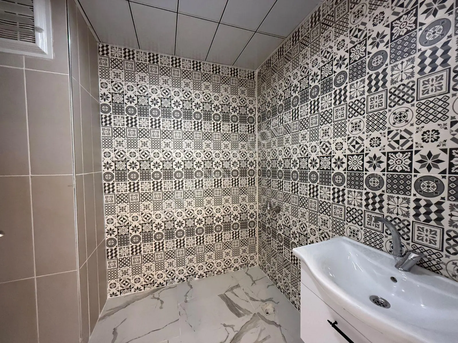 Ataşehir Girişinde Otel Konseptinde Satılık 1+1 Fırsat Daire! — fotoğraf 7